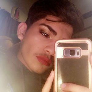 Meet your Posher, Felix